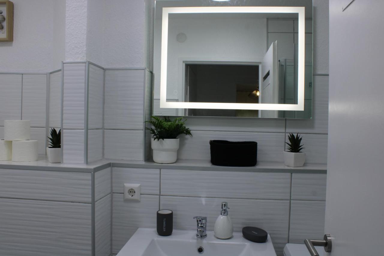 Zentrales Schickes Apartment Χαϊλμπρόν Εξωτερικό φωτογραφία